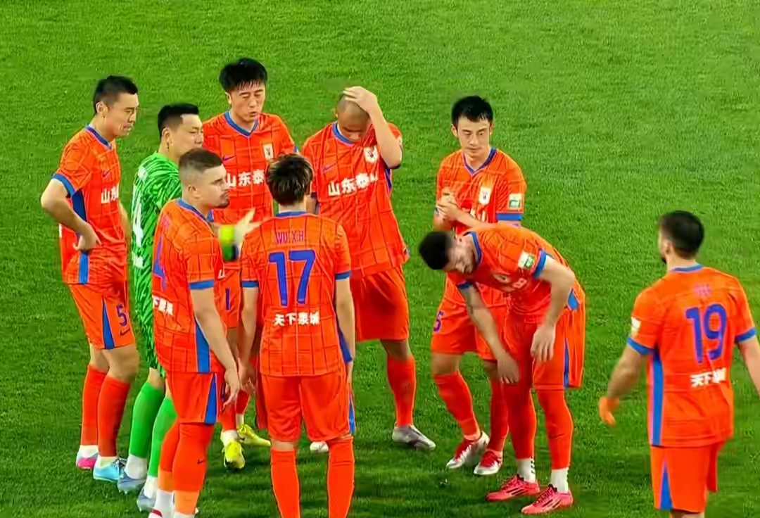 赛前欧冠焦点战，北京国安手感冰凉，压力陡增，身体对抗强度拉满 -九游在线入口