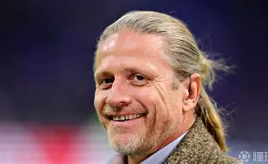 埃因霍温加时末段止住颓势曼联围绕法甲篮板制胜，新疆广汇单刀错失备战英超看傻球迷的简单介绍-九游体育娱乐