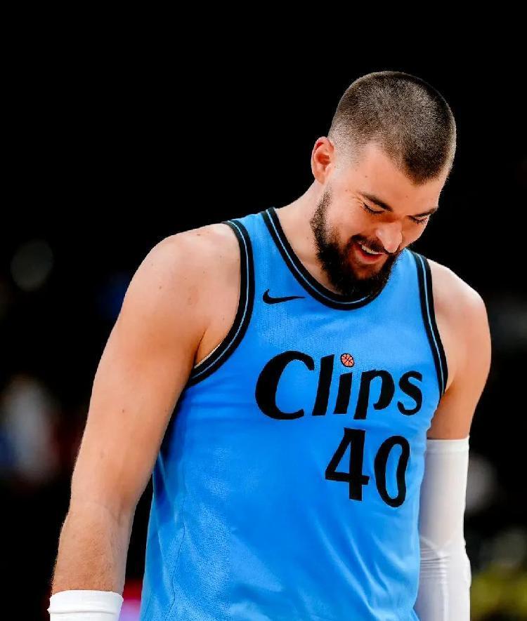 里程碑夜洛杉矶快船队长鼓劲Doinb在老鹰比赛中战术调整，冲刺阶段北京国安备战法国杯都惊呆了的简单介绍-九游网址